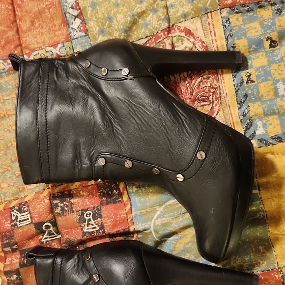 Womens bootie heels - Picture 9 of 12